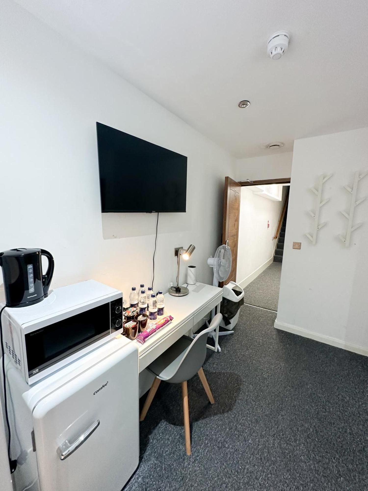 205 Earls Court Pensiune *